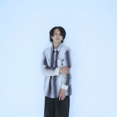神奈川県厚木市在住ギタリスト
作詞/作曲
前のアカウントが乗っ取られて、新しく作りました
【@Clily_music】