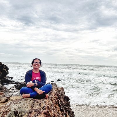 Part time storyteller, full time story seeker & forever filmgoer!
One of my proudest works : https://t.co/eztAHU6xMu
Best is yet to come...! :)