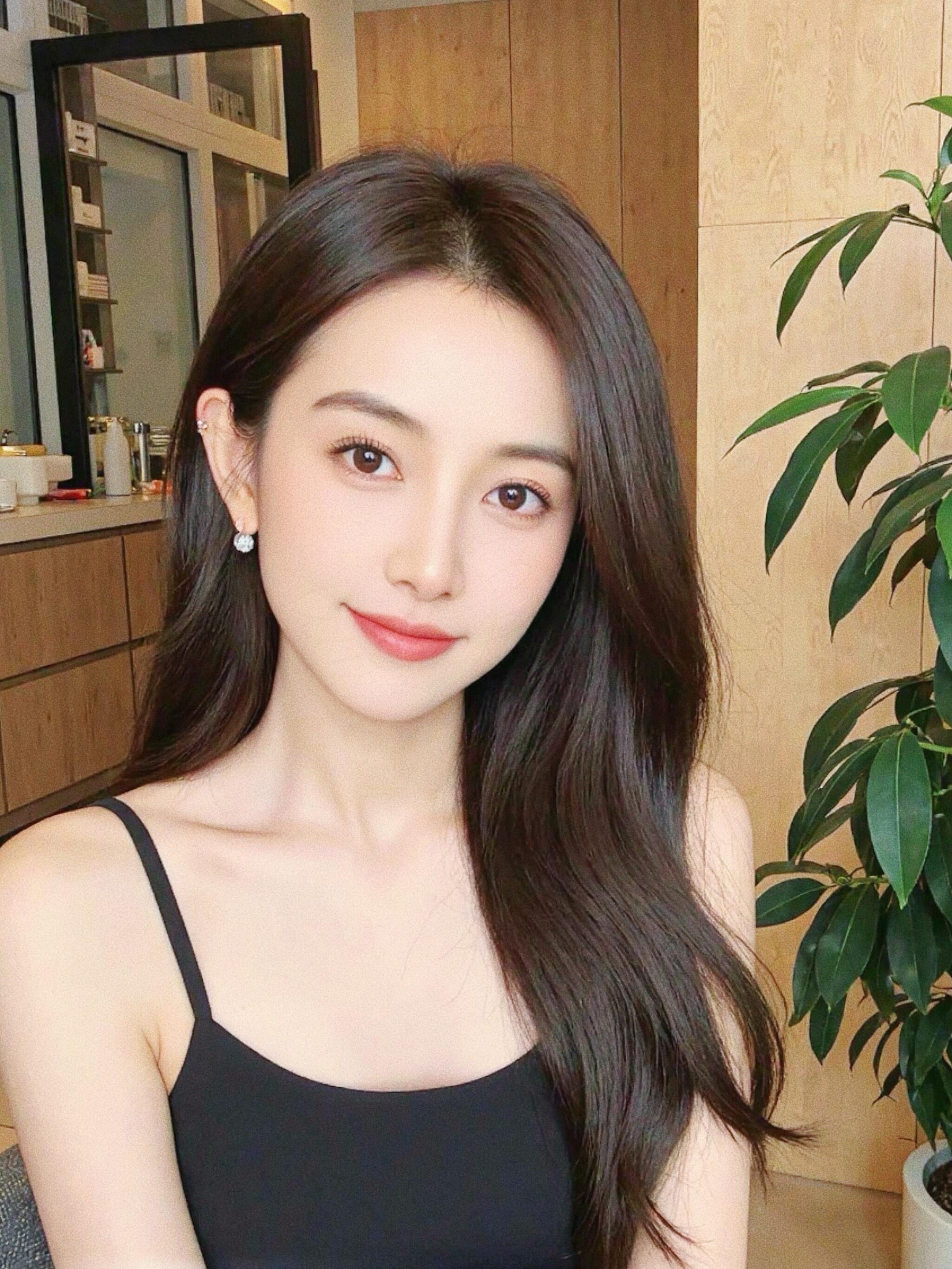 愛する人と、運命の時に出会えますように。そして、運命の人とも出会えますように。お会いできるのを楽しみにしています!