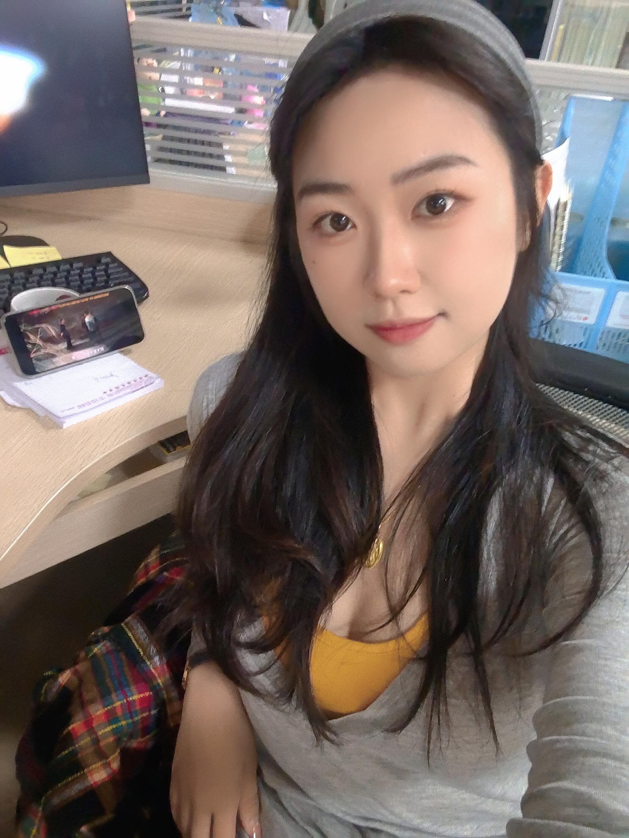 愛する人と、運命の時に出会えますように。そして、運命の人とも出会えますように。お会いできるのを楽しみにしています!