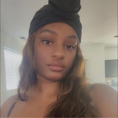 Nurse Bae 👩🏾⚕️ & Spiritual Healer 💫 Owner of Aims Holistic Healing LLC 💕 IG: @Aimsterdam_