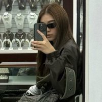 L (@jisooshiii) 's Twitter Profile Photo L (@jisooshiii) 's Twitter Profile Photo
