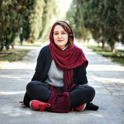 کارشناس زبان و ادبیات فارسی
نگارنده خاطره ها
دنیا ز سخت گیری هرگز به کس نپاید🙃