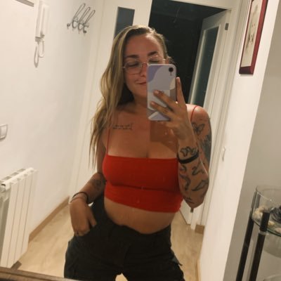 @__Miriaam_