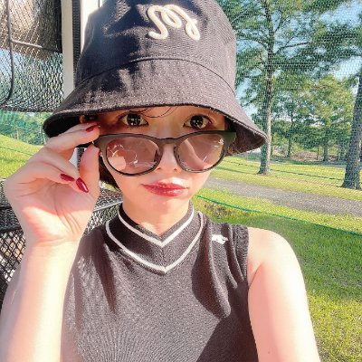 ゴルフ⛳️女子(東京住み)
⛳️1st♡round▶︎2023/9
ベスト🔴93🌓43
2024/8 100切り達成💪
サ活♨️グルメ🍙ワイン🍷好き♡
よろしくお願いします♡