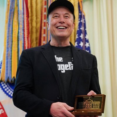 🚀| Spacex .CEO&CTO 🚔| https://t.co/Ct6a5dEkvL and product architect 🚄| Hyperloop .Founder of The boring company 🤖|CO-Founder-Neturalink, OpenAl