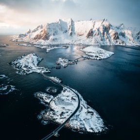 RCassiraghi's profile picture. Inspired by the essence of 'Passionate about things that build authentic connections 🌍 | For curious hearts worldwide'