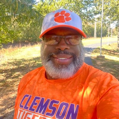 biglott43's profile picture. 