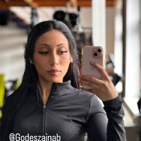 HERRIN zainab👑 (@zainabherr94442) Twitter profile photo