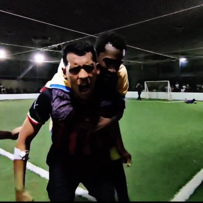 Ezwai1's profile picture. ‏‏‏‏‏‏بَعْضُ أَلْكَلاَمِ يُقَالُ صَمْتاً