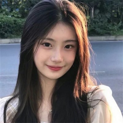 Flzo0R29EVWeDN's profile picture. 