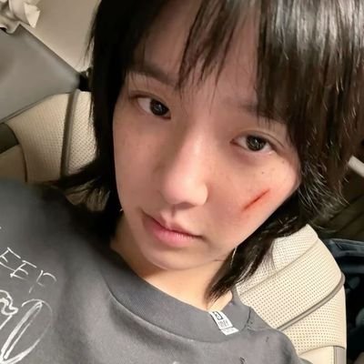 harfnabashee's profile picture. 
