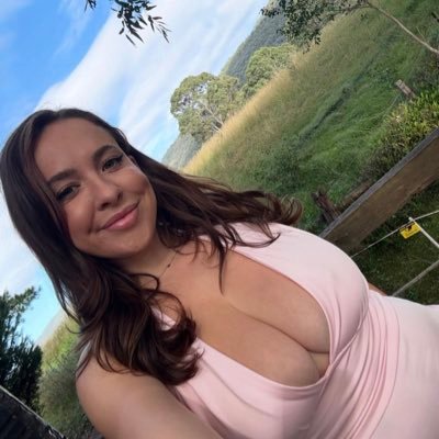 Sabrina86834503's profile picture. 