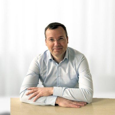 Over 20 years of experience in strategic and financial advisory, M&A, economic policy research.
Founder of https://t.co/oJtOrSZYPP - ML Cloud Market Intelligence Portal.