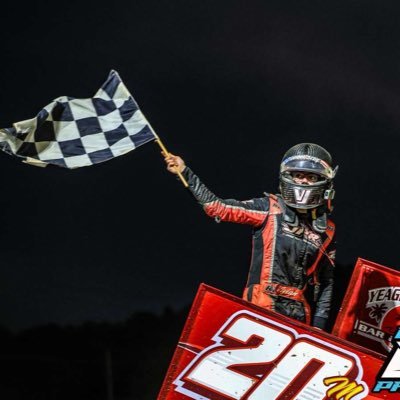 Driver of the Jones Performance Racing #20M 305 sprint car 🏁 YSU 🐧