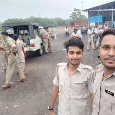 Ram - Ram Ji🙏🏼🙏🏼 गवर्नमेंट जॉब फॉरेस्ट डिपार्मेंट 🙏🏼 BA, GOVT. COLLEGE BUNDI 2021,,B. ED, 2023 bundi 🥰interest politics