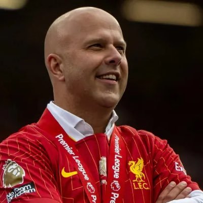 Officiële, officieuze fanaccount van Arend Martijn Slot. - Official, unofficial fan account of Arend Martijn Slot.