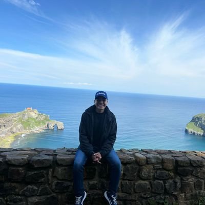 LalohRodriguez's profile picture.