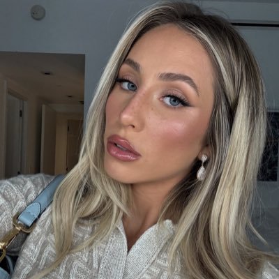 EarleAlix67395's profile picture. country girl 🇺🇸🌎,fashion models,runway fashio,bikini fashion 👙🌎