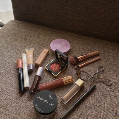 quratulaini8999's profile picture. 