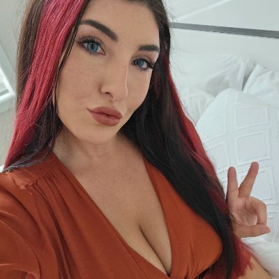 from Iowa 🍃 travel nurse who loves travel n swimming
somewhere between quiet and overthinking
DM me n let's have some fun
