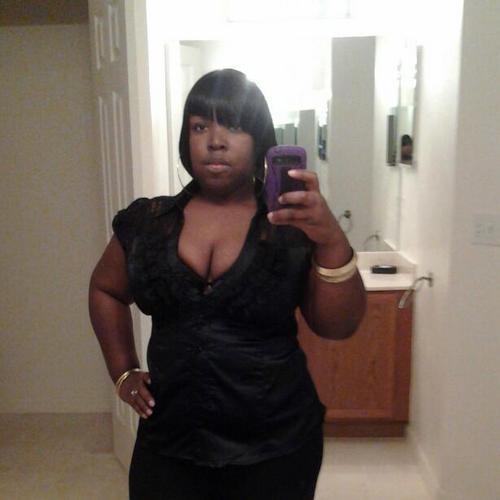 Mzpam810's profile picture. Only eat with people you starved with... Never bit the hand that feeds you, cuz it might be your last meal ;)