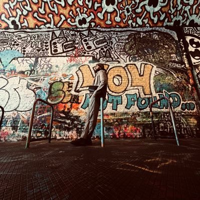 Carlitosopaopa's profile picture. HAZLO,van a criticar igual. vive y disfruta..✌Union deporvida Las Palmas💙💛