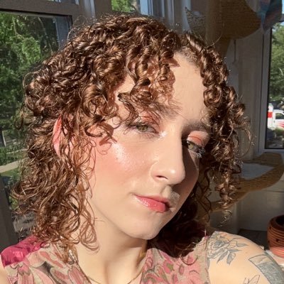 maridevereaux's profile picture. —