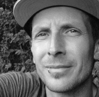 toherefromthere's profile picture. Living the Dream 🫶🏻