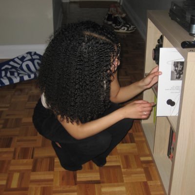 MesfinSaya4711's profile picture. I downloaded this app for IWTV, I don’t know how to use it🙏