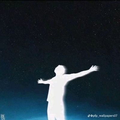 Redstaaaa_01's profile picture. 