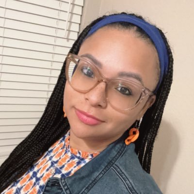 ICanTechThat's profile picture. Rebooting minds one classroom at a time 💻🧠 | Digital Integrationist @ ACE 💙🧡| Fluent in Google, GIFs & “But did you try restarting it though?” 🧐