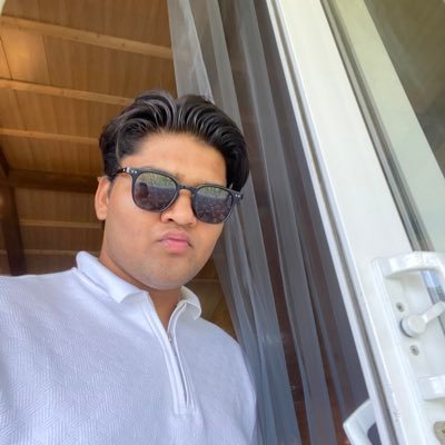 Akshatdwi7's profile picture. 20 | Building consumer applications https://t.co/QNp3CC67E4