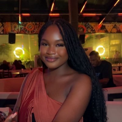 sunnie_ii's profile picture. Feminist | Marketing & PR | ⚢ | Ex: @wetalksound @chl__world @salamancateq @eightplux | Building: @brandsyncng