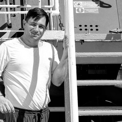 Anastasaki69099's profile picture. Άκου ανθρωπάκο τα μεγάλα φεύγουν και τα μικρά μένουν.