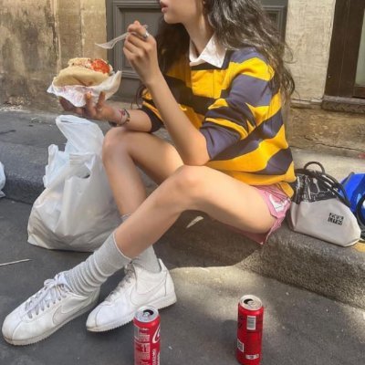 MaybellK56526's profile picture. 