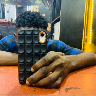 LASUNLHEE's profile picture. MAKE EVERYWHERE SHA GOOD🙏