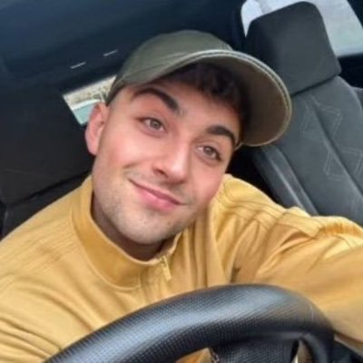 laplazayelriio's profile picture. en el moncayo hay una flor ❀