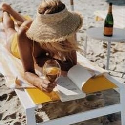 Kuisie236812's profile picture. Gods determine what you're going to be。