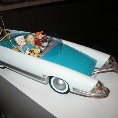 SaucisseF's profile picture. #jambonbeurre #FranceEternelle #MacronDestitution Les NFP, le trottoir est trop étroit, dégagez !🎗️