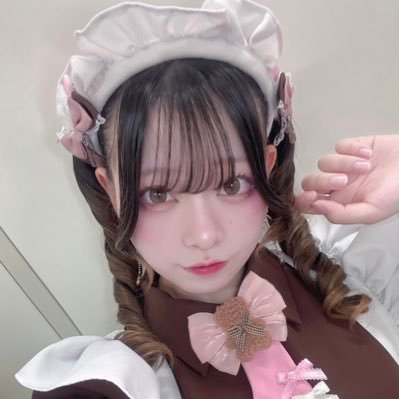 ꒰ঌ あっとほぉーむカフェ໒꒱(@athome_cafe) 大阪本店1階 ♥2月 新人メイド ♥ お給仕予定 ➸ #しょこらぶりぃたいむ ♥初お給仕 ➸ 2♡⃛25.2.6 ♥先輩方無言フォロー失礼致します!! ♥ ↓公式HPメイド紹介ページ↓