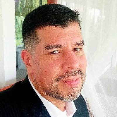 Emprendedor, referente Lean Startup, gerenciando proyectos, coordinando iniciativas. Founder - CEO en @Vixerant.
#Entrepreneur #IT #LeanStartup #LATAM
