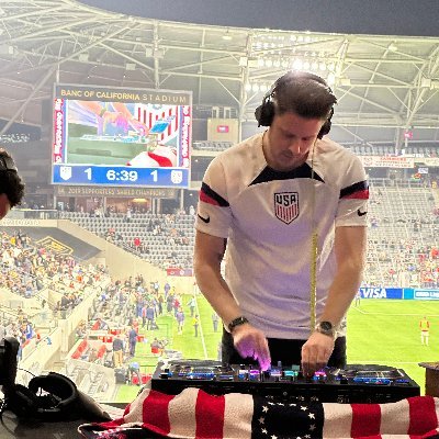 DJ @ussoccer |
On Air DJ @wild949 I
San Francisco/Bay Area I
The Sharknado of DJs ¯\_(ツ)_/¯