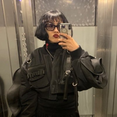 ghezelalagheri's profile picture. مامان گربه🐈 در حال دیزاینر شدن