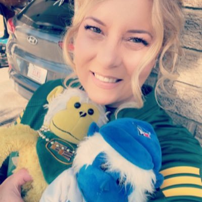 God First🙏ELKS-EE 🏈Bluejays💙⚾️I dream in💚💛Remember if you fumble the ball you can always pick it up. 3️⃣0️⃣EE seasons 29yr ironman🧜🏽♀️in disguise1️⃣3️⃣