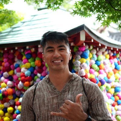 __machmud's profile picture. atlanta lawyer & grateful immigrant 🍑 🇺🇸🇺🇿