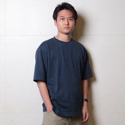 founder 「LifeSwipe」 スワイプUIによる就活マッチングSNSを実現するために奮闘。登記はまだだが準備中。 21歳学生。