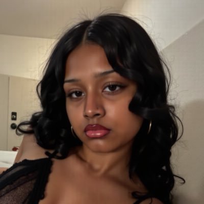 guyanesebih's profile picture. ig: r.v.chel                                                                    amosc: oxyybae