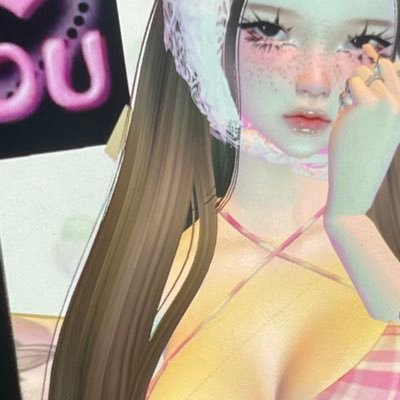 tiltwe's profile picture. 