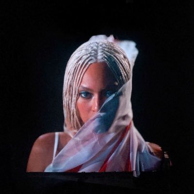 ricrsx's profile picture. 